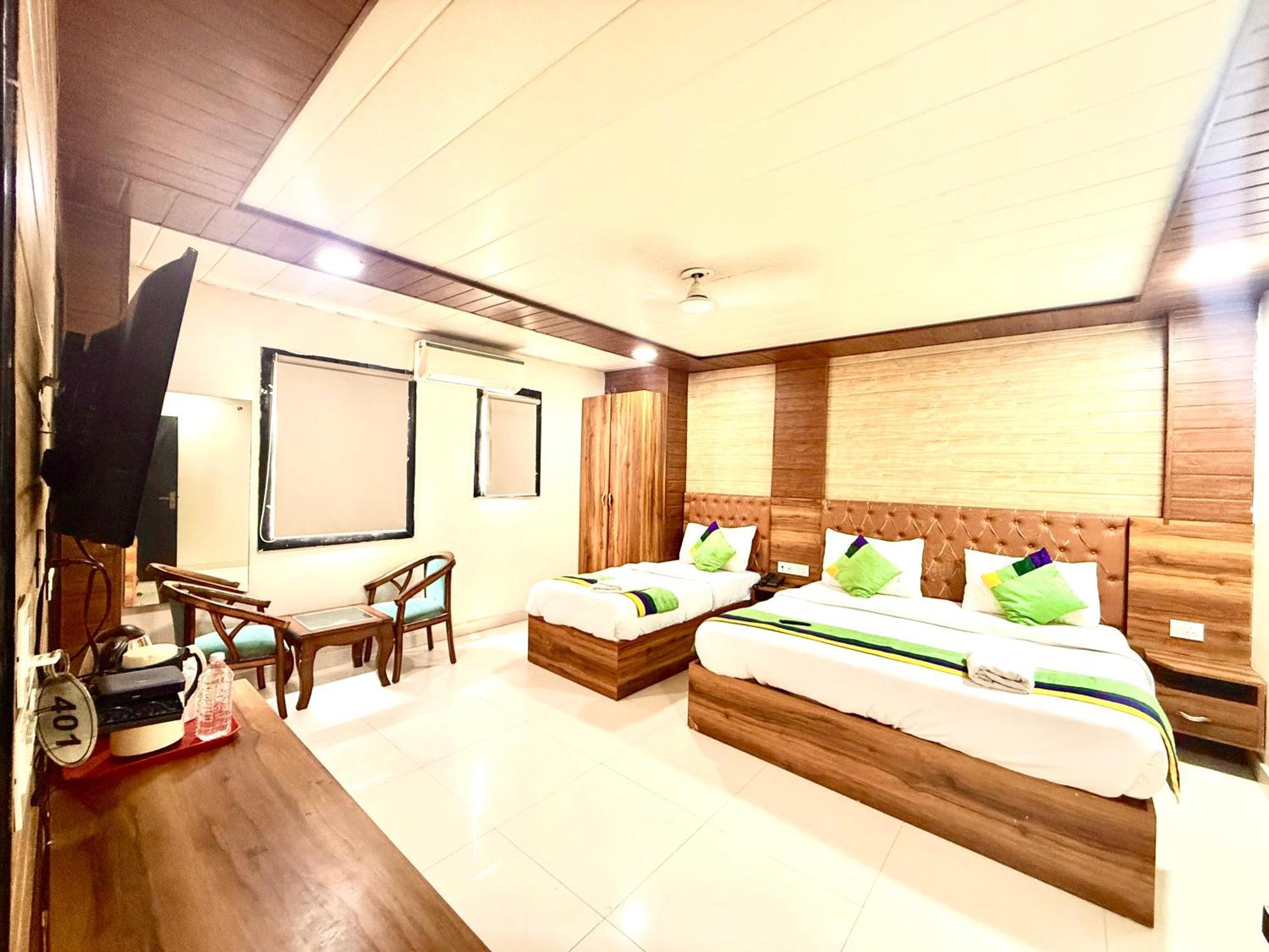 Hotel Tej International Plaza Near Igi Airport Delhi 新德里 外观 照片