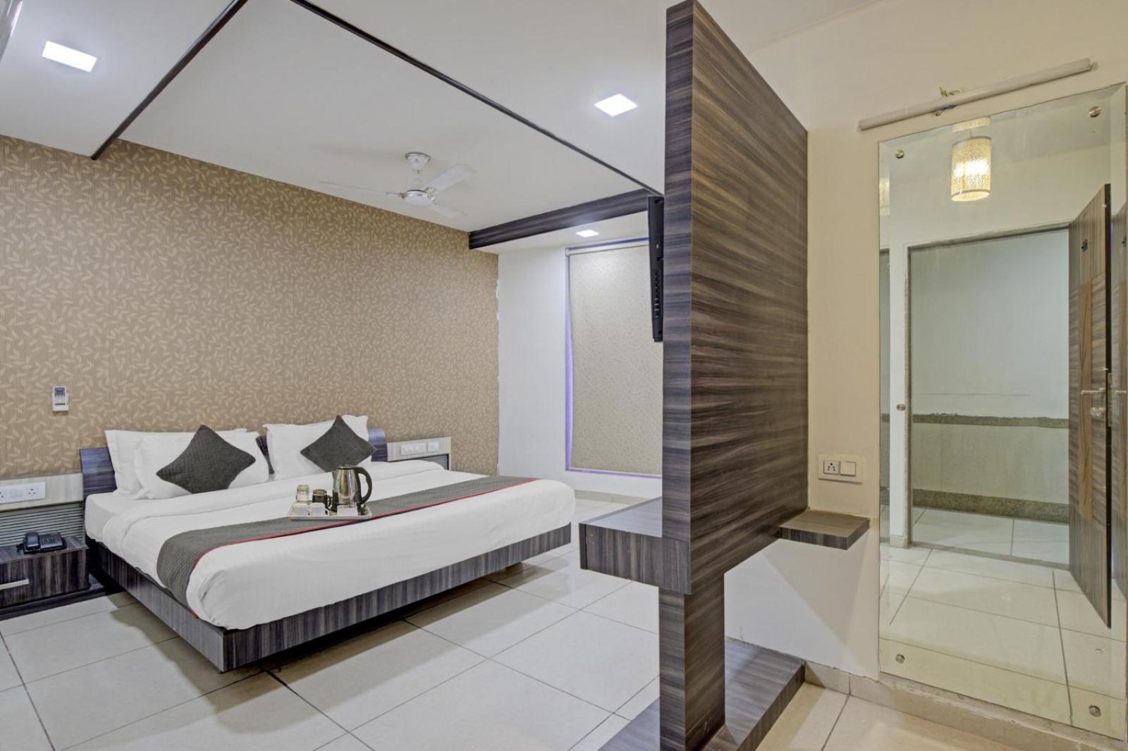 Hotel Tej International Plaza Near Igi Airport Delhi 新德里 外观 照片